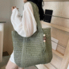 Screenshot 2025-11-04 at 10.10.44 Perfect Lily Woven Tote Bag in Green