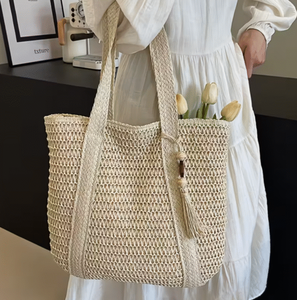 Perfect Lily Woven Tote Bag in White